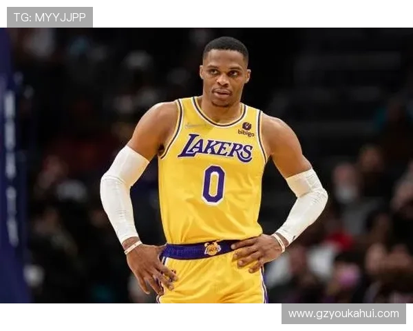 夸梅谈威少被称威铁称呼无碍联盟中只有布朗尼不容置喙